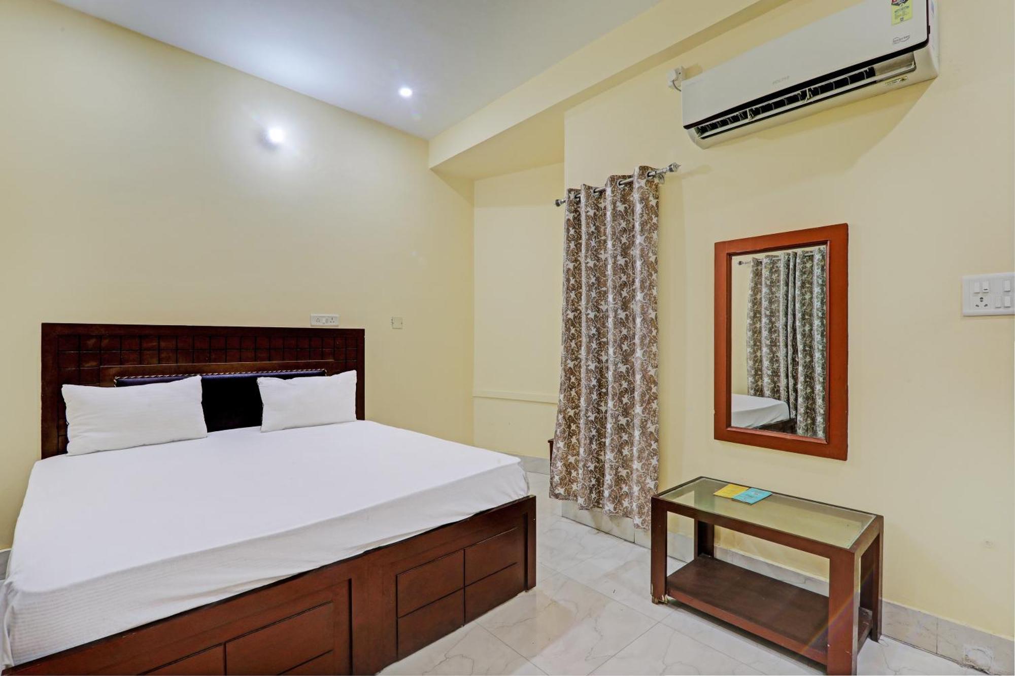 Hotel O Home Singhs Delight Варанаси Экстерьер фото